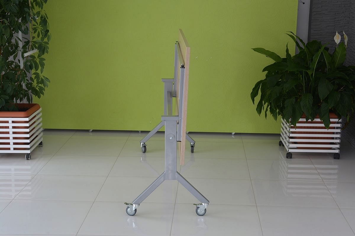 Stół uchylny Saturn